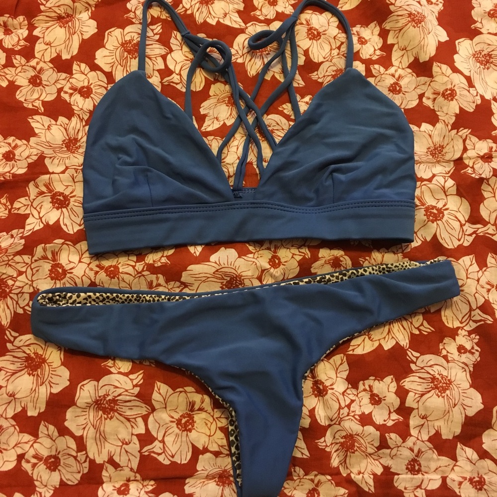 Acacia Peahi set